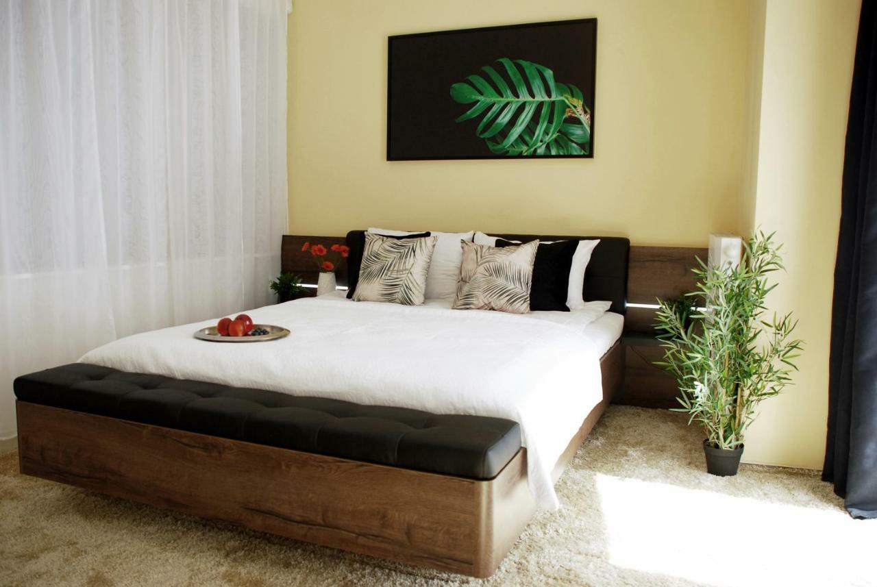 Central Point Apartment Zielona Gora  Exterior photo